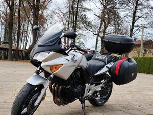 HONDA CBF600 ABS KUFRY MANETKI 76 700 KM - ZADBANA - ROK 2004 ZABRZEG