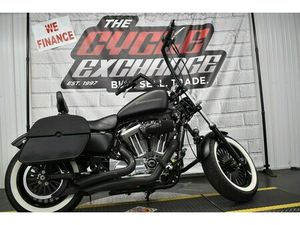 2016 HARLEY-DAVIDSON SPORTSTER XL1200V - SEVENTY-TWO