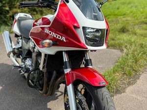 HONDA CB1300S