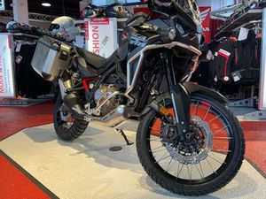 HONDA CRF1100AR ARICA TWIN **GROßES ZUBEHÖR-PAKET**