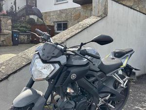 YAMAHA MT-125