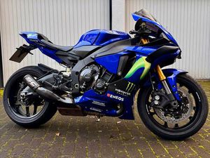 YAMAHA R1 RN49