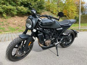 MOTORRAD HUSQVARNA SVARTPILEN 701