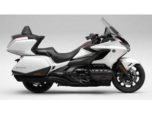 VENDO HONDA GL 1800 GOLD WING TOUR (2025) NUOVA A GENOVA (CODICE 9874365) - MOTO.IT