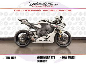 2026 HONDA® CBR1000RR