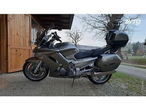 YAMAHA FJR 1300