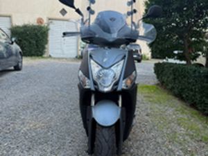 MOTORINO KYMCO AGILITY 50 CC