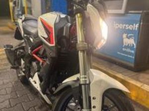 MOTO BENELLI BN251