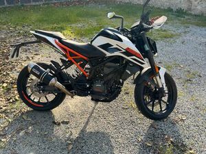 KTM DUKE 125 - 2018 - 12000 KM