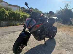KTM SUPERDUKE 1290R