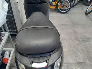 SCOOTER PIAGGIO ZIP 4TEMPS