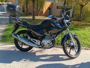 YAMAHA YBR 125CM3