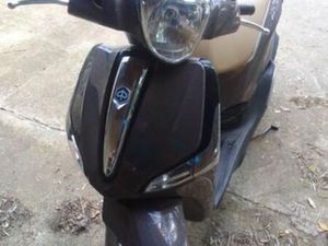 VENDS SCOOTER LIBERTY