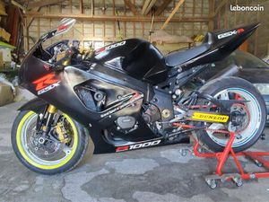SUSUKI GSXR 1000 K4 PISTE