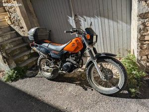 YAMAHA 125 TW