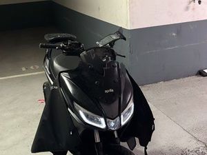 APRILIA SXR (ACCIDENTÉ)