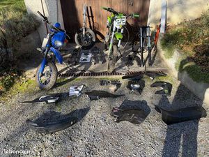 LOT DE PIÈCES POUR 50 ET DEUX, DIRT 125