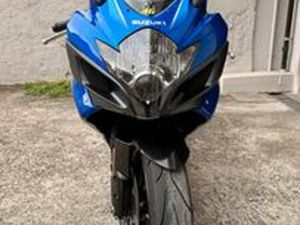 SUZUKI GSXR-750