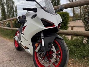 DUCATI PANIGALE V2 – 2021 – 2 900 KM