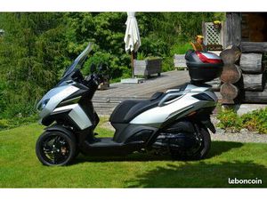 PEUGEOT METROPOLIS 400