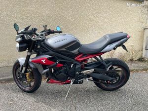STREET TRIPLE 675 R