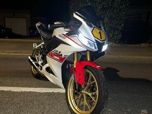 YAMAHA YZF R125