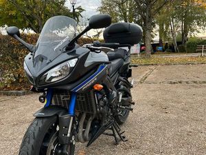 YAMAHA FZ8 FAZER 800 RACE BLUE– 2014 – TRÈS BON ÉTAT – 30 000 KM – 5500