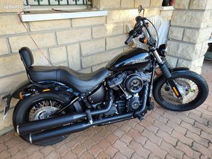 HARLEY DAVIDSON STREET BOB