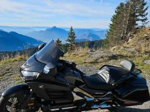 HONDA 1800 BAGGER FULL