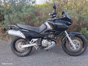 SUZUKI XF 650 FREEWIND