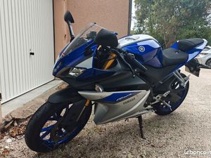 YAMAHA YZF-R125 2017