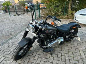 HARLEY DAVIDSON SOFTAIL SLIM