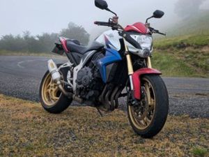HONDA CB1000R