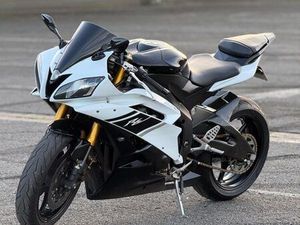 YAMAHA R6 - 2006