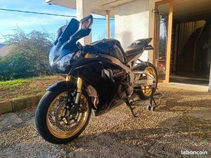 HONDA CBR 1000 RR