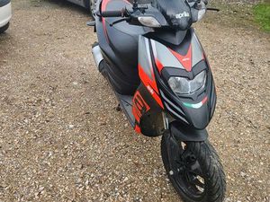 SCOOTER APRILIA