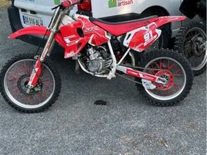 HONDA CR80R (82) 2T