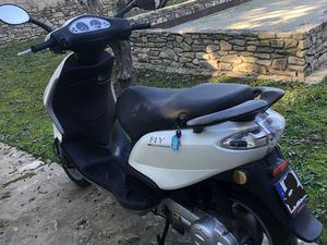 SCOOTER PIAGGIO FLY - 50 CC