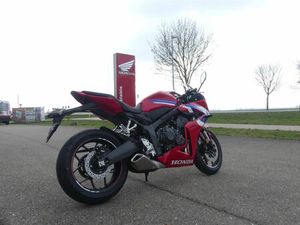 HONDA CBR650R E-CLUTCH SOFORT VERFÜGBAR