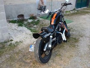 HARLEY DAVIDSON 883
