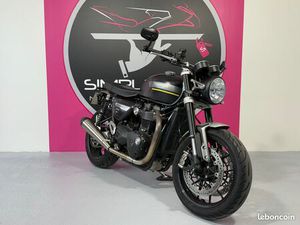 TRIUMPH SPEED TWIN 1200