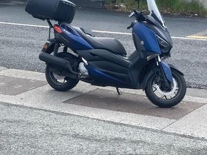 YAMAHA XMAX 125 CC