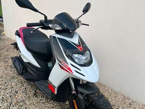 SCOOTER APRILIA SR 50