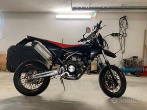 FANTIC MOTARD 125