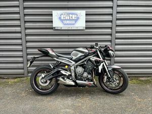 TRIUMPH STREET TRIPLE 765 RS 2019 765 CM3 | MOTO ROADSTER | 31 900 KM | 19100 BRIVE LA GAILLARDE
