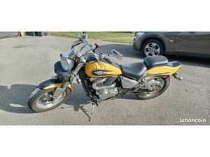 SUZUKI 800 VZ MARAUDER