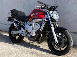 ② YAMAHA FZ6-N BJ 2005