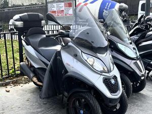 PIAGGIO MP3 500 HPE GRIS NARDO GARANTIE 3 ANS FULL OPTIONS