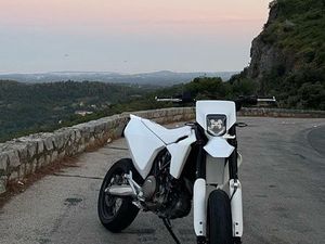 701 HUSQVARNA A2 SUPERMOT
