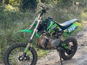 DIRT BIKE MOTO ENFANT 125 4 T